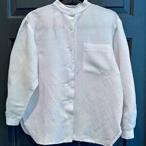 white Norton McNaughton Size 8  Rayon and Linen button up blouse